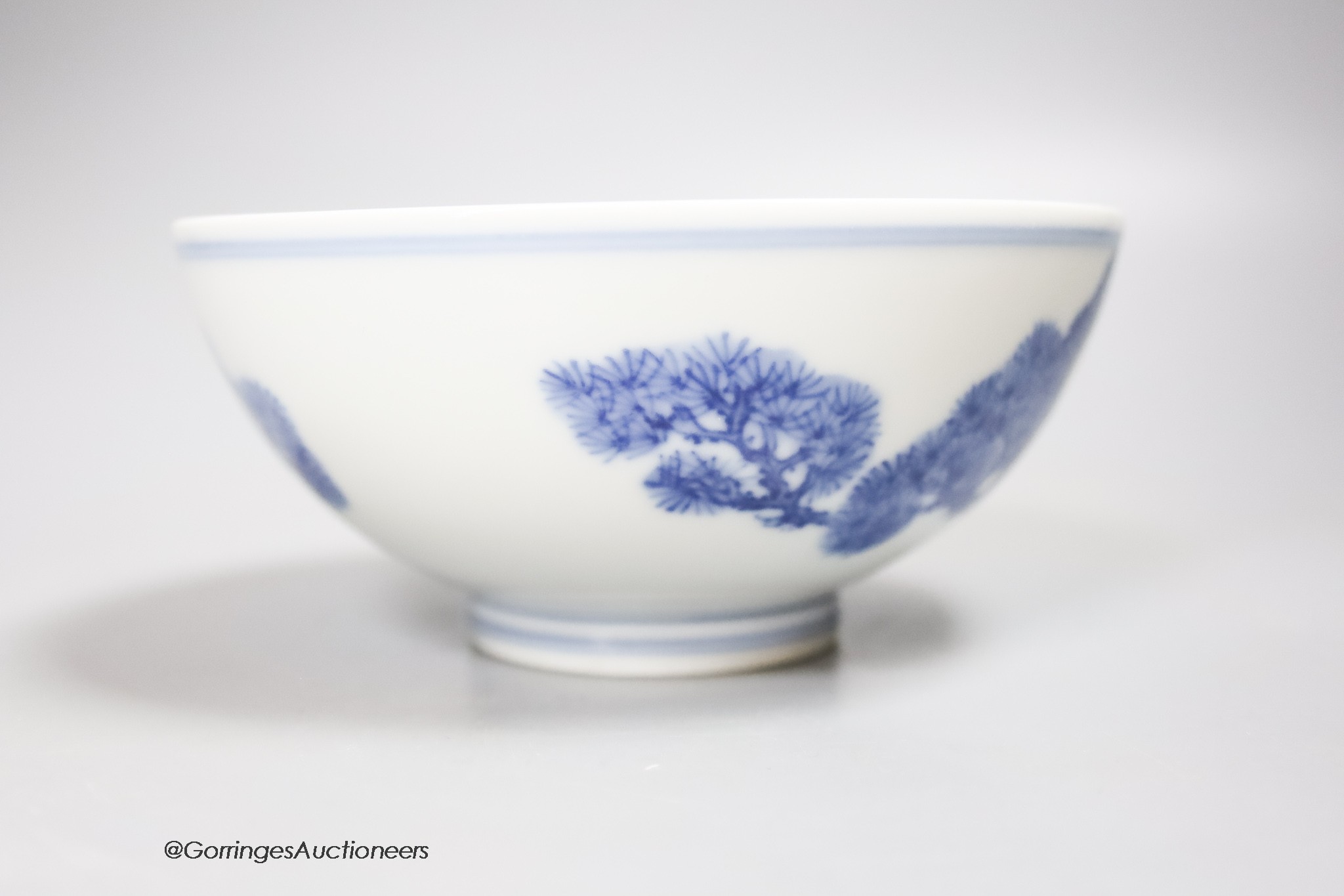 A Chinese blue and white 'pine' bowl, diameter 13cm